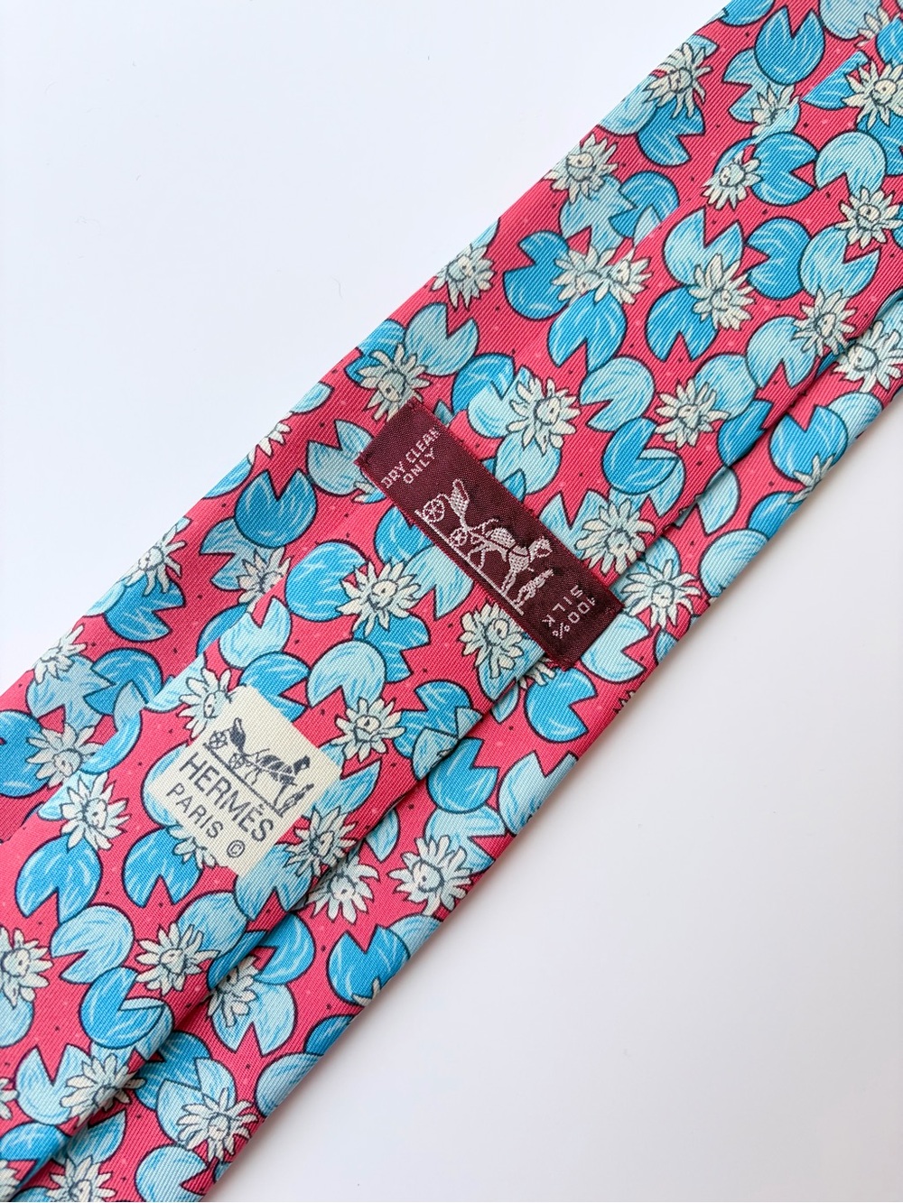 Hermès Paris 7490 IA Waterlilies Floral Pink & Blue Silk Tie